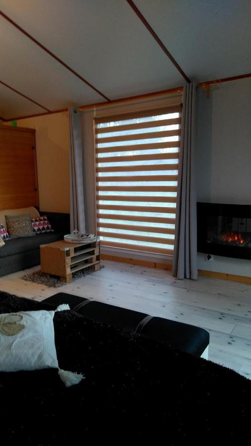 Le Haut Village Chambre D'Hotes Mobi-Loft Cosy Sauna ,Douche ,Chromotherapie Arrest Экстерьер фото